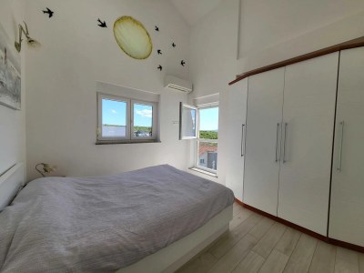 Apartment Two bedroom apartment with terrace and sea view Njivice, Krk A-21695-a - Outdoor photo 11