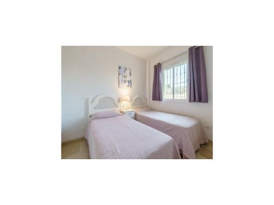 Apartment Apartment with garden and communal pool - Features photo 11