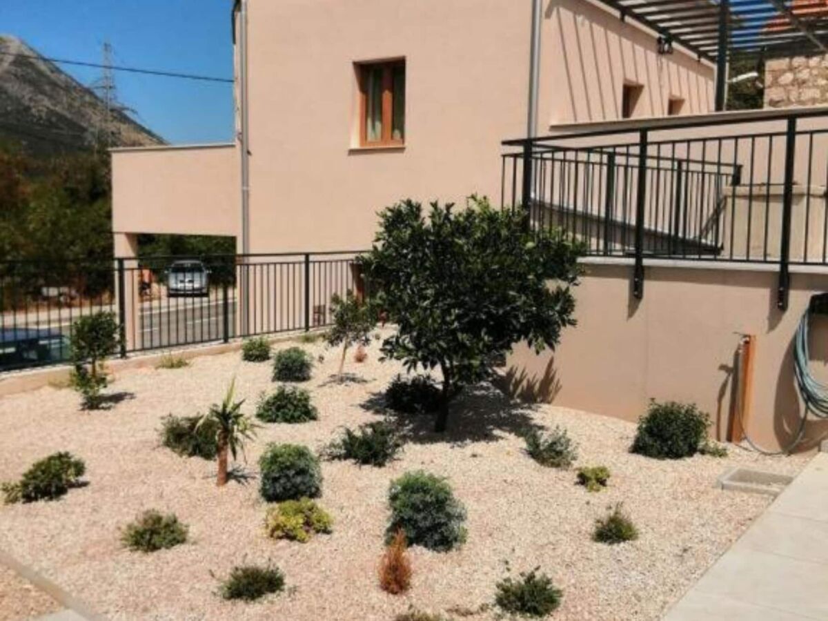 Holiday house House Serenity with Pool - Outdoor photo 2