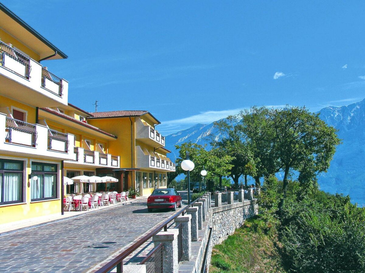 Holiday park Residence La Rotonda, Tignale - Outdoor photo 2