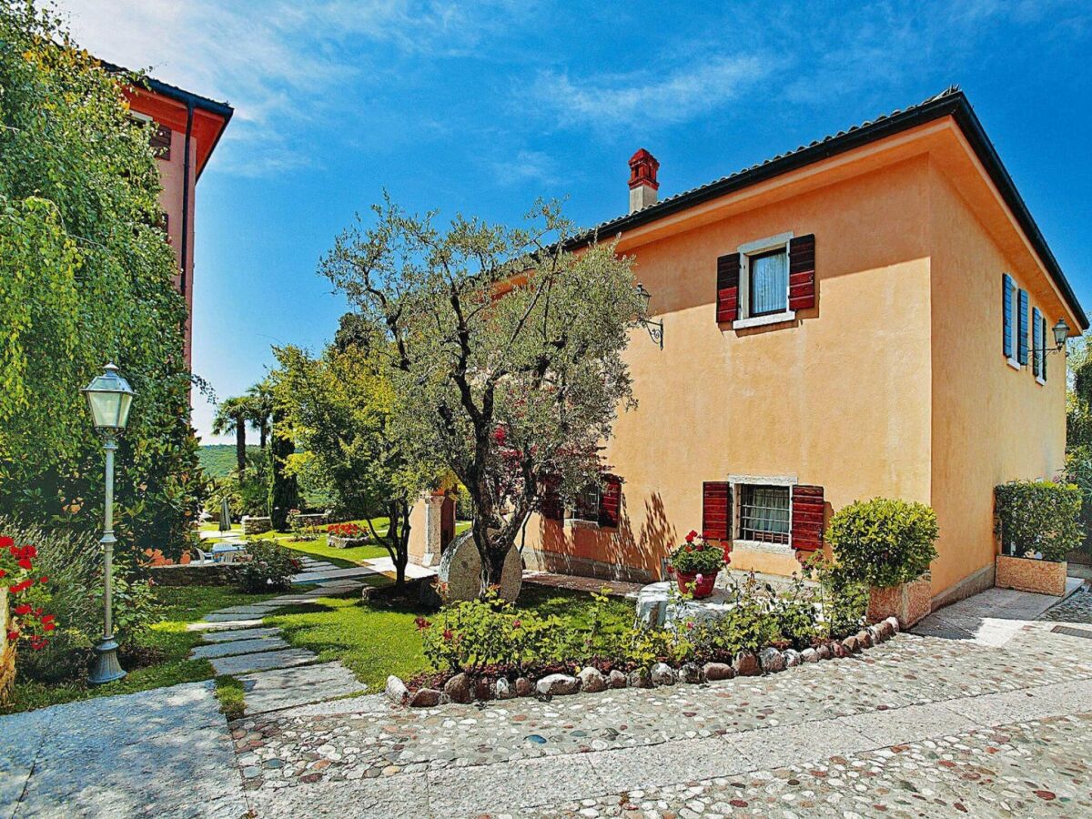 Holiday park Residence La Filanda in Costermano with pool