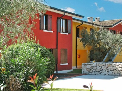 Holiday park Apartments Poiano in Garda - Outdoor photo 11
