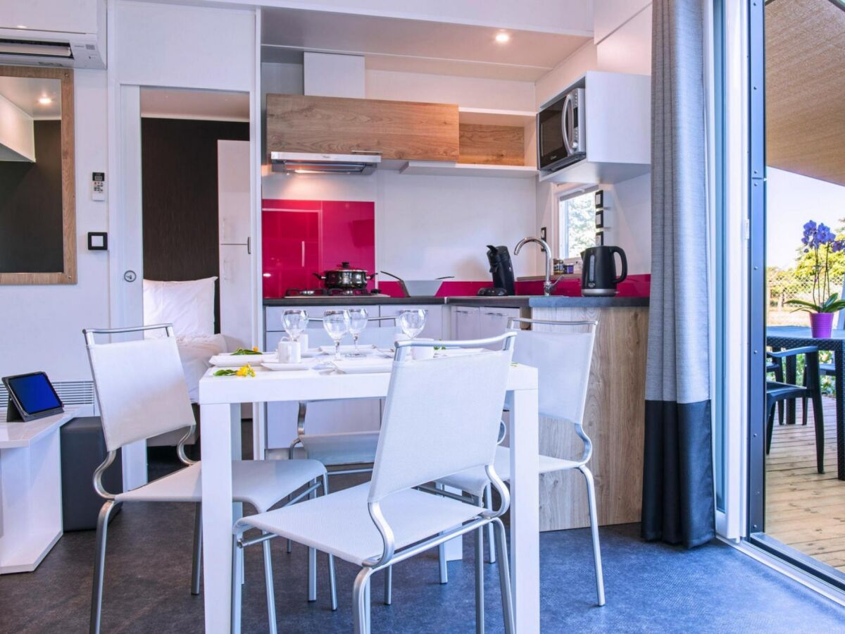 Holiday park Mobile Home in Domaine Les Mûriers - Features photo 5