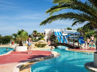 Holiday park Mobile Home in Domaine Les Mûriers in Hérault - Holiday park