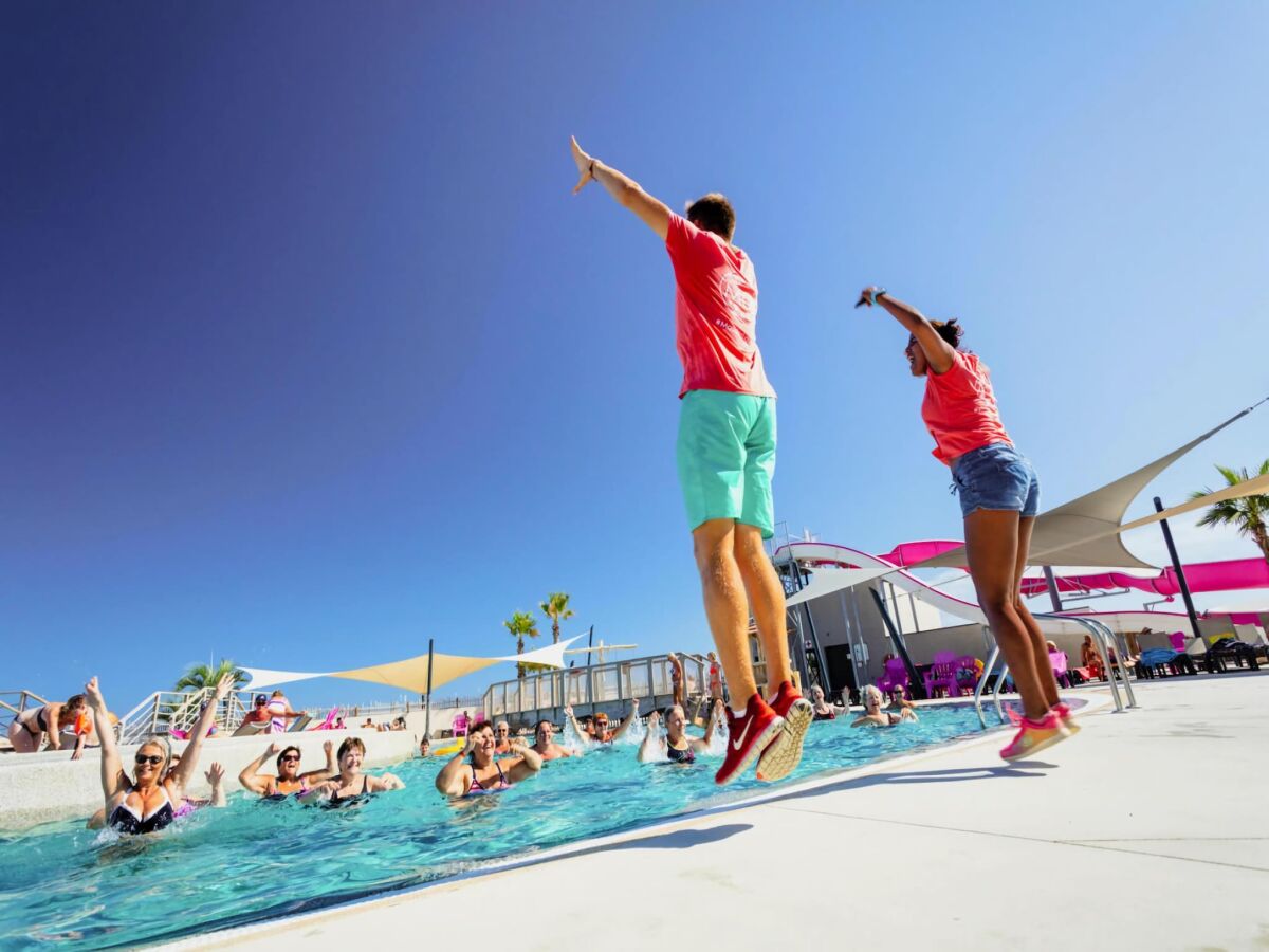 Holiday park Ruhiges Ferienhaus im Wasserpark - Outdoor photo 2