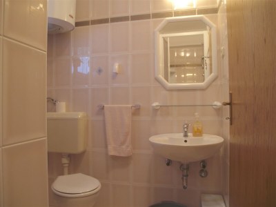 Apartment Two bedroom apartment with terrace and sea view Lukoran, Ugljan A-836-a - Outdoor photo 28