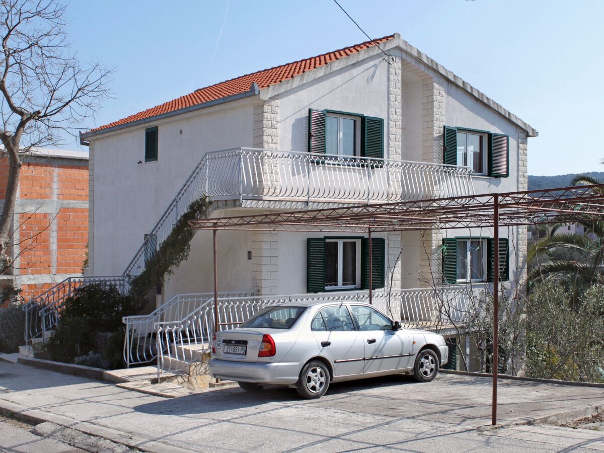 Apartment One bedroom apartment with terrace Slatine, Čiovo A-6061-a - Outdoor photo 4
