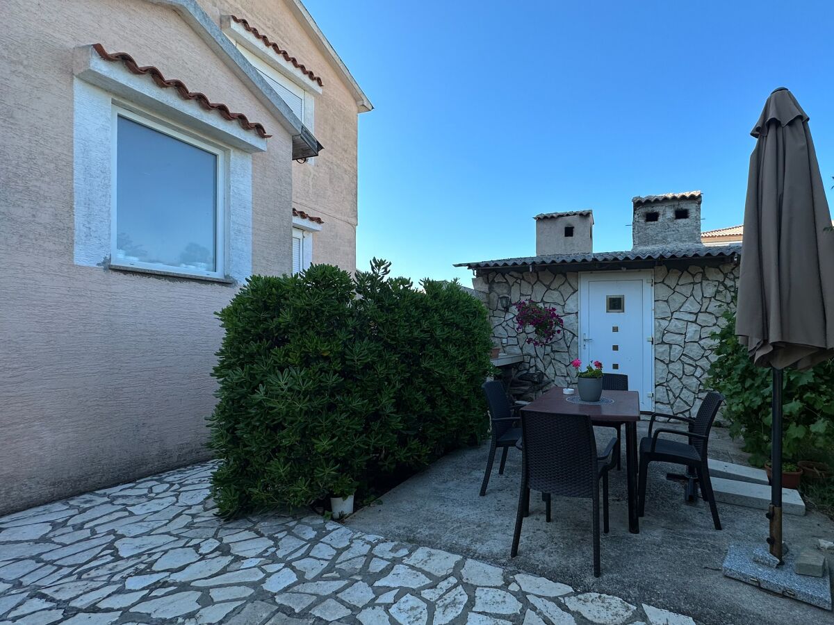 Apartment Two bedroom apartment with terrace and sea view Povljana, Pag A-6298-a - Outdoor photo 4