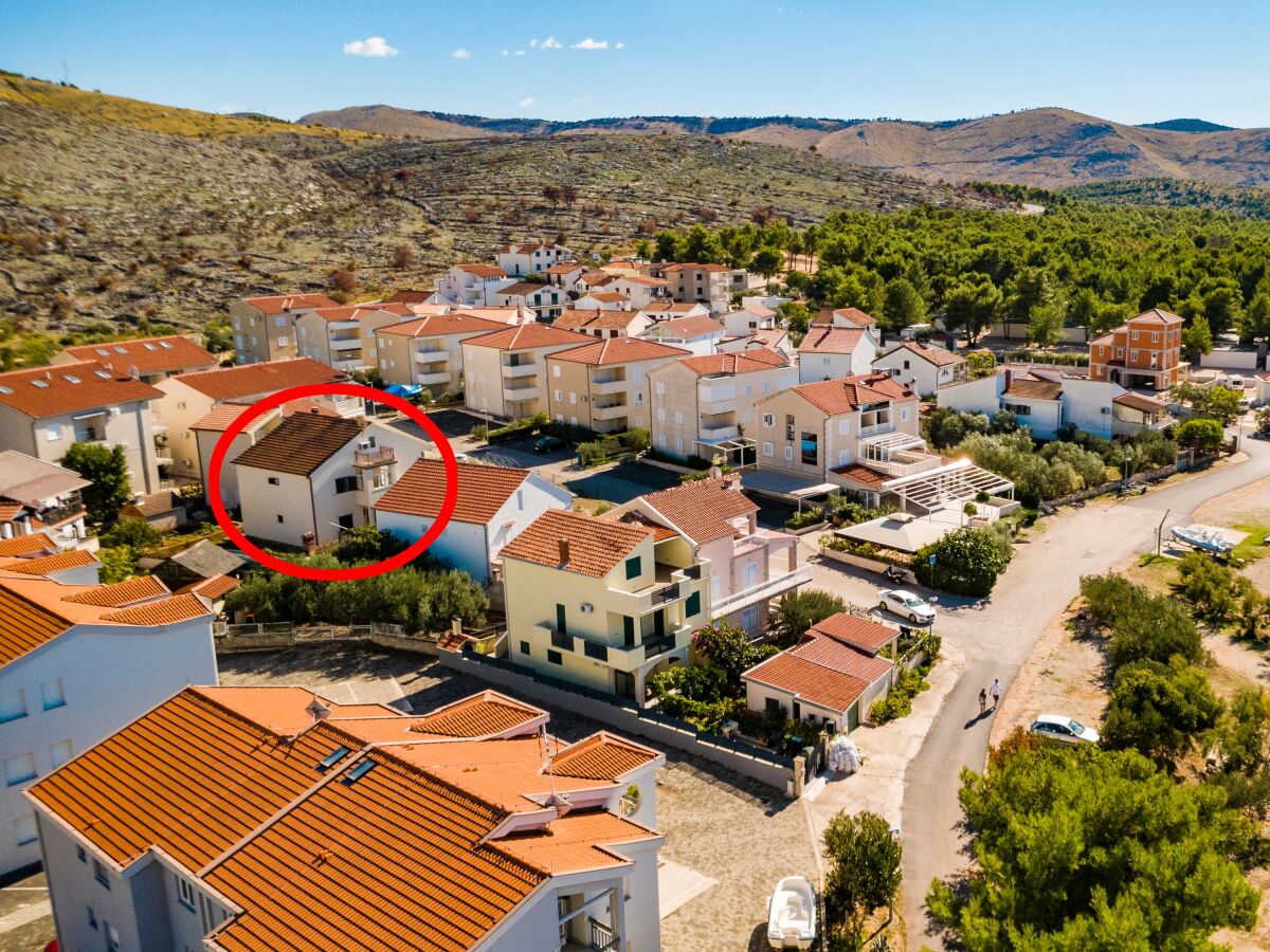 Apartment Three bedroom apartment with terrace and sea view Žaborić, Šibenik A-2190-a - Outdoor photo 3