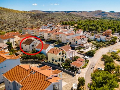 Apartment Three bedroom apartment with terrace and sea view Žaborić, Šibenik A-2190-a - Outdoor photo 2