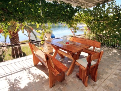 Apartment Two bedroom apartment near beach Lumbarda, Korčula A-9330-a in Lumbarda - Apartment