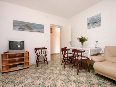 Apartment Two bedroom apartment near beach Lumbarda, Korčula A-9330-a - Outdoor photo 17