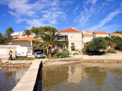 Apartment One bedroom apartment near beach Lumbarda, Korčula A-9330-c in Lumbarda - Apartment
