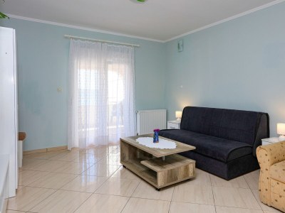 Apartment Two bedroom apartment near beach Brodarica, Šibenik A-4221-b - Outdoor photo 12