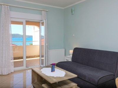 Apartment Two bedroom apartment near beach Brodarica, Šibenik A-4221-b - Outdoor photo 15