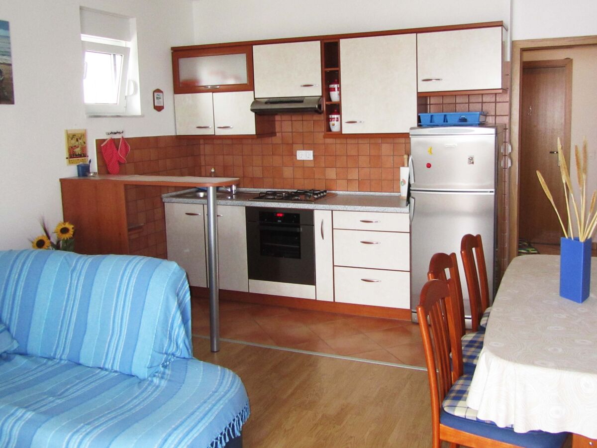 Apartment One bedroom apartment with terrace and sea view Banjol, Rab A-11082-a - Outdoor photo 5