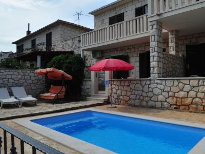 Apartment Three bedroom apartment with terrace and sea view Supetar, Brač A-11360-a - Outdoor photo 2