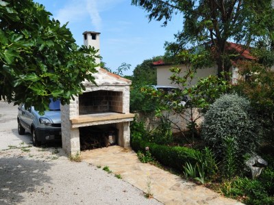 Apartment Three bedroom apartment with terrace and sea view Supetar, Brač A-11360-a - Outdoor photo 6