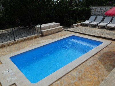 Apartment Three bedroom apartment with terrace and sea view Supetar, Brač A-11360-a - Outdoor photo 12