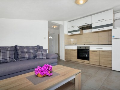 Apartment Two bedroom apartment near beach Cove Pokrivenik, Hvar A-5231-c - Outdoor photo 12