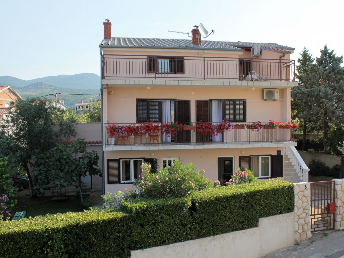 Apartment Two bedroom apartment with terrace and sea view Novi Vinodolski A-5587-a - Outdoor photo 4