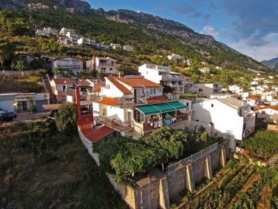 Apartment Two bedroom apartment with terrace and sea view Pisak, Omiš A-16239-b - Outdoor photo 5