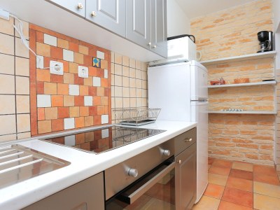 Apartment Two bedroom apartment with terrace and sea view Pisak, Omiš A-16239-b - Outdoor photo 17