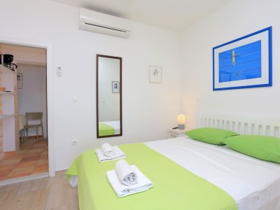Apartment Two bedroom apartment with terrace and sea view Pisak, Omiš A-16239-b - Outdoor photo 19