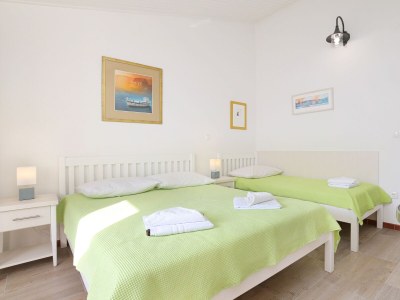 Apartment One bedroom apartment with terrace and sea view Pisak, Omiš A-16239-f - Outdoor photo 20