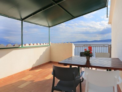 Apartment One bedroom apartment with terrace and sea view Pisak, Omiš A-16239-f - Outdoor photo 23
