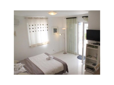 Apartment One bedroom apartment with terrace Njivice, Krk A-16244-a - Outdoor photo 6