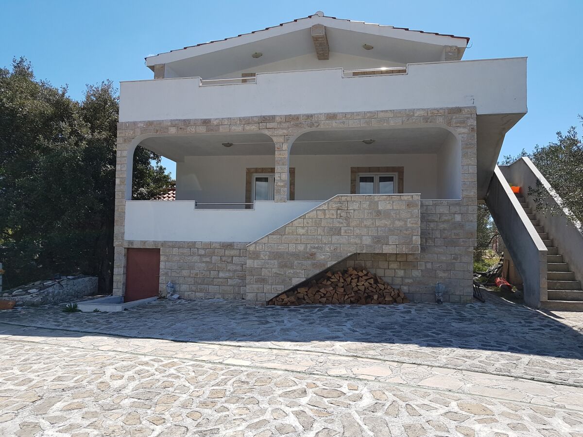 Apartment Two bedroom apartment near beach Kanica, Rogoznica A-17388-a - Outdoor photo 3