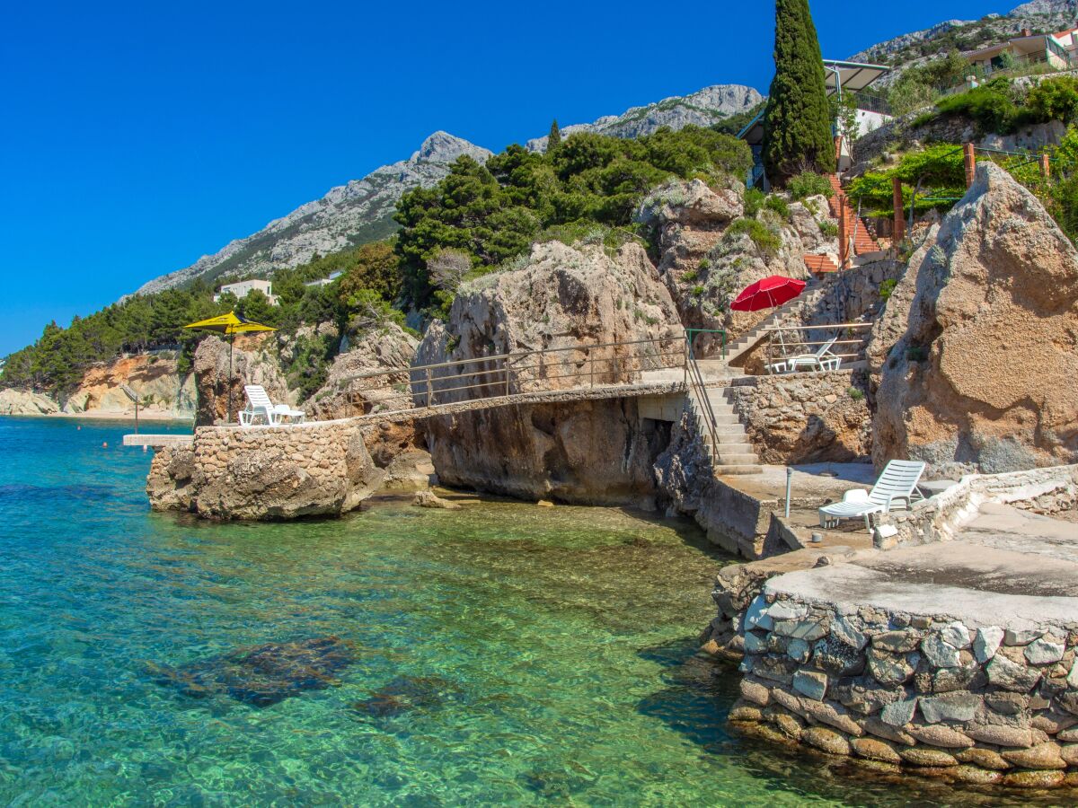 Apartment One bedroom apartment near beach Pisak, Omiš A-18610-a - Outdoor photo 2