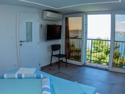 Apartment One bedroom apartment near beach Pisak, Omiš A-18610-a - Outdoor photo 35