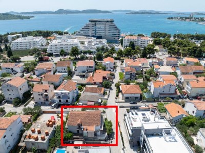 Apartment One bedroom apartment with balcony Vodice A-22290-a - Outdoor photo 2