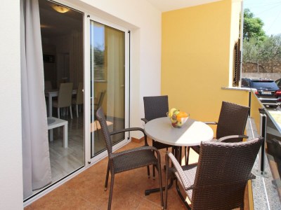 Apartment Two bedroom apartment with balcony Baška, Krk A-18793-d - Outdoor photo 12