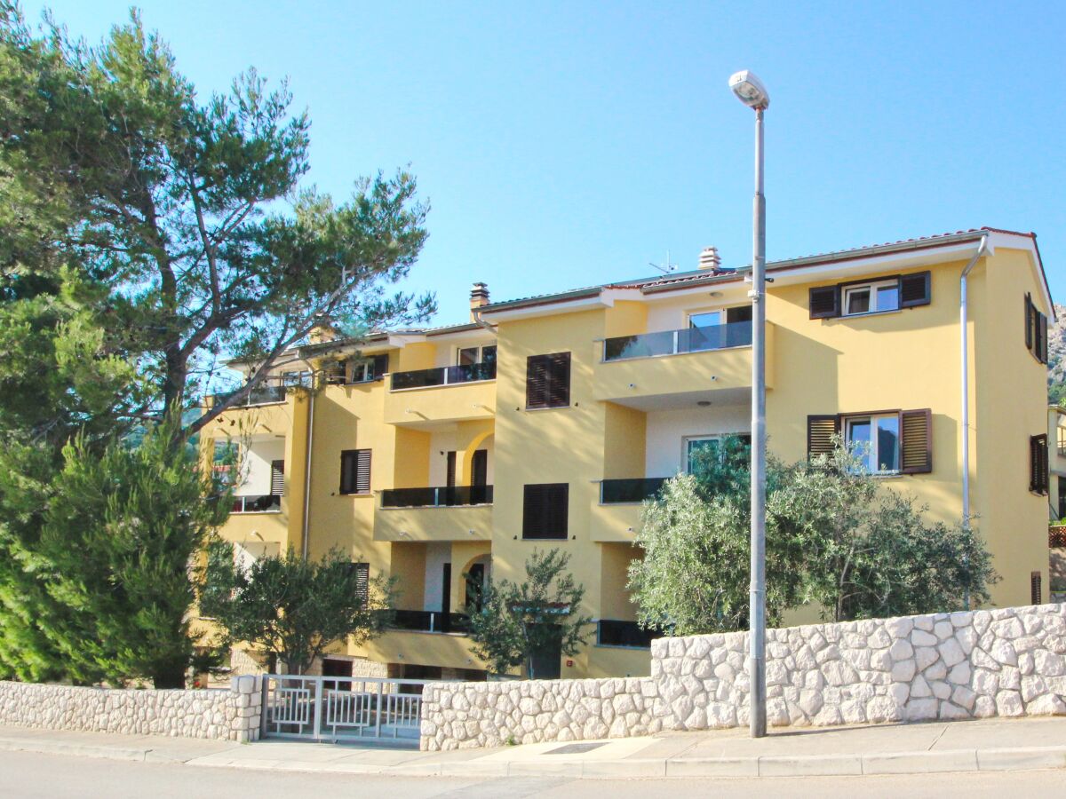 Apartment Two bedroom apartment with balcony Baška, Krk A-18793-e