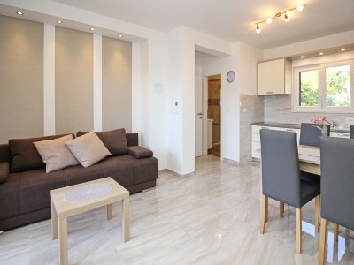 Apartment Two bedroom apartment with balcony Baška, Krk A-18793-e - Outdoor photo 3