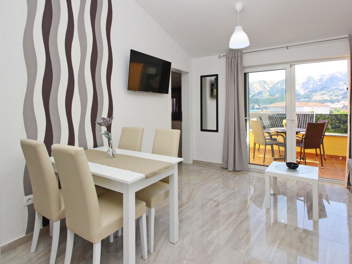 Apartment Two bedroom apartment with balcony Baška, Krk A-18793-f - Outdoor photo 5