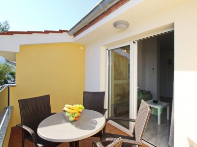 Apartment Two bedroom apartment with balcony Baška, Krk A-18793-f - Outdoor photo 16