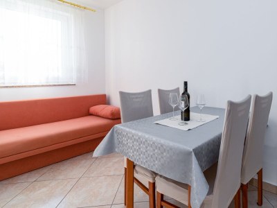 Apartment Two bedroom apartment with balcony and sea view Dramalj, Crikvenica A-19997-c - Outdoor photo 14