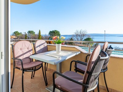 Apartment Two bedroom apartment with balcony and sea view Dramalj, Crikvenica A-19997-c - Outdoor photo 30