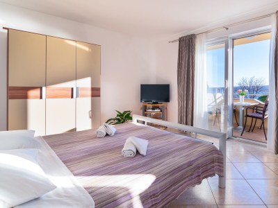 Apartment Two bedroom apartment with balcony and sea view Dramalj, Crikvenica A-19997-c - Outdoor photo 33