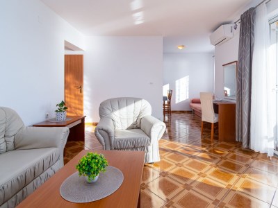 Apartment One bedroom apartment with balcony and sea view Dramalj, Crikvenica A-19997-d - Outdoor photo 12