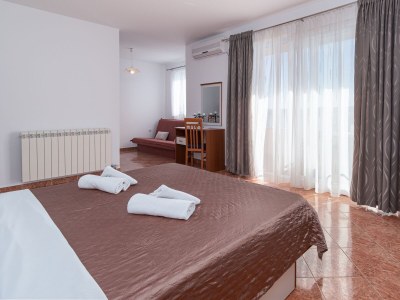 Apartment Two bedroom apartment with balcony and sea view Dramalj, Crikvenica A-19997-f - Outdoor photo 19