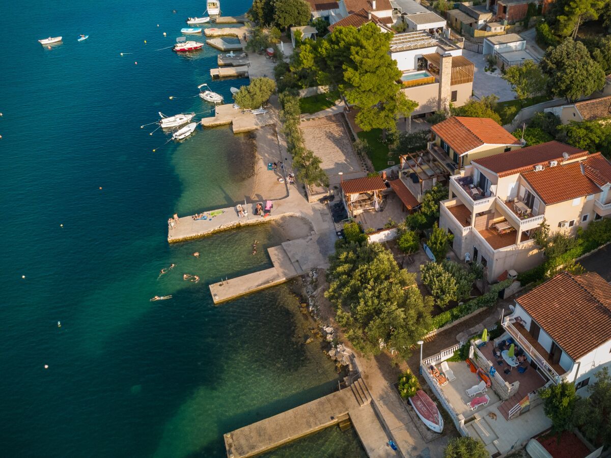 Apartment Two bedroom apartment near beach Šparadići, Šibenik A-24300-b - Outdoor photo 4