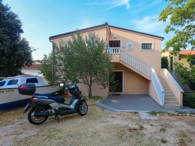 Apartment Two bedroom apartment near beach Šparadići, Šibenik A-24300-b - Outdoor photo 9