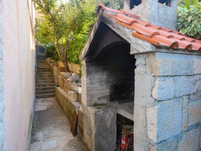 Apartment Two bedroom apartment near beach Šparadići, Šibenik A-24300-b - Outdoor photo 11