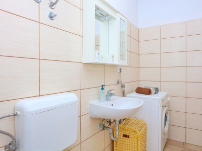 Apartment Two bedroom apartment near beach Šparadići, Šibenik A-24300-b - Outdoor photo 28