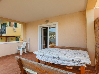Apartment Two bedroom apartment near beach Šparadići, Šibenik A-24300-b - Outdoor photo 32